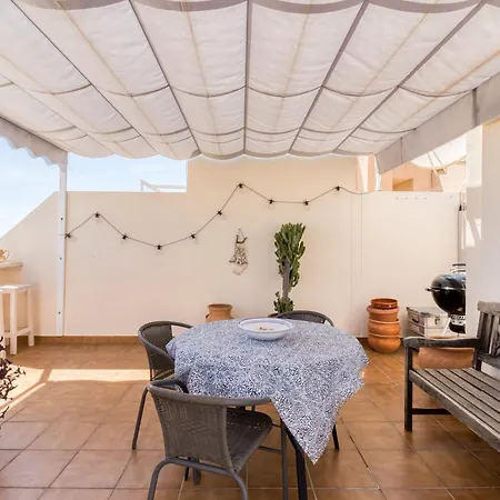 Chaparil Rooftop Апартаменты Нерха